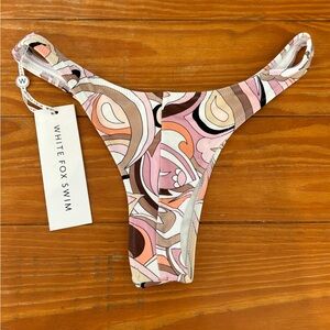 Wild fox bikini bottoms size M NWT